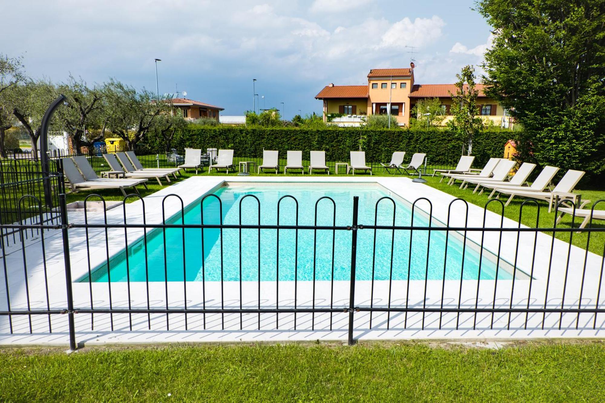 Villa Colli Storici 데센자노델가르다 외부 사진