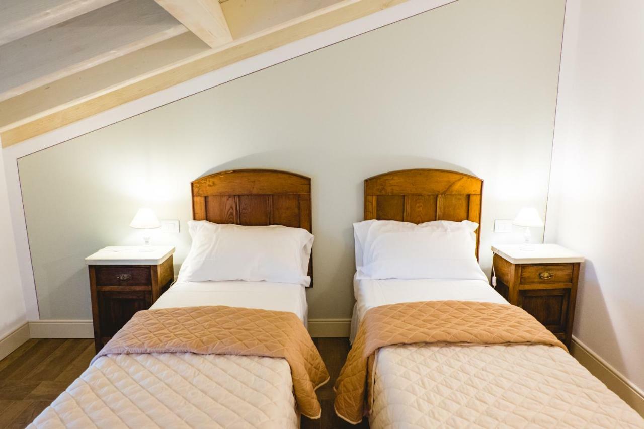 Villa Colli Storici 데센자노델가르다 외부 사진